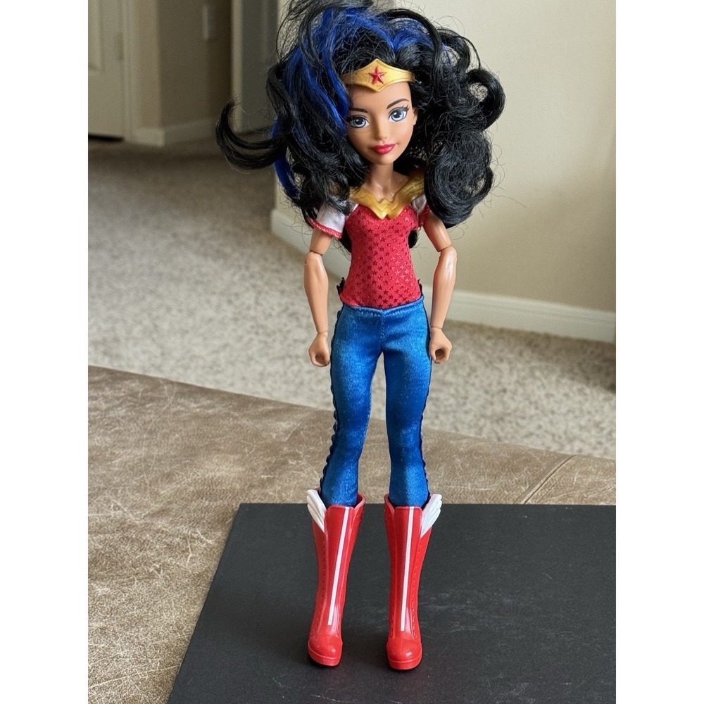 DC Super Hero Girls Wonder Woman Doll Action Figure 2015 Mattel